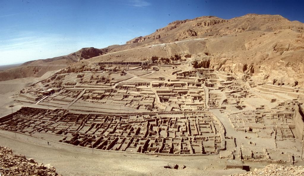 Image 1 - Deir el-Medina
